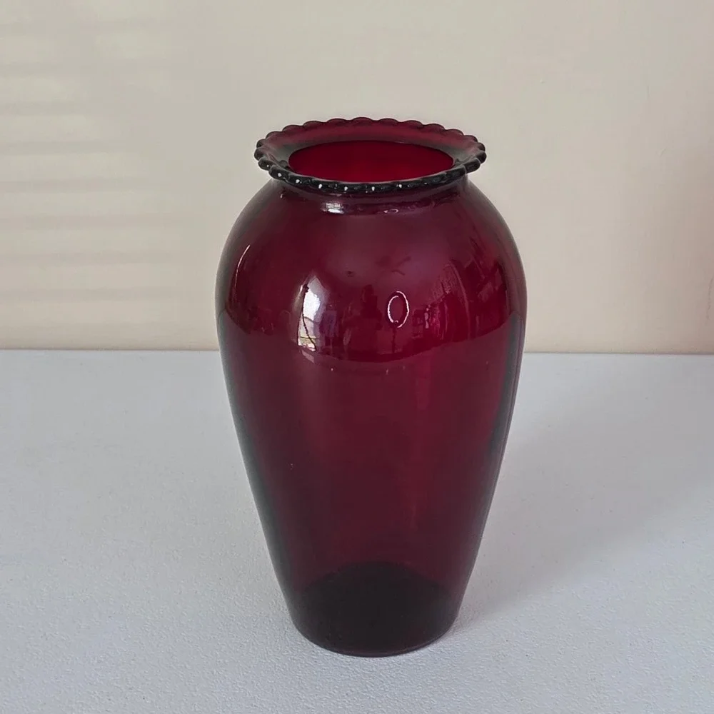 Vintage Anchor Hocking Glass Ruby Red Vase Home Decor 8.5in Crimped Rim